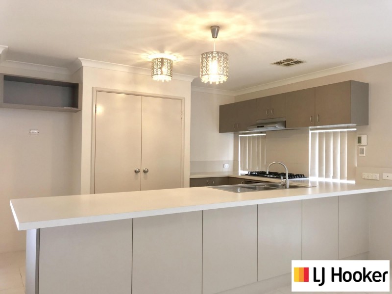 18 Wishard Circuit, Aveley WA 6069