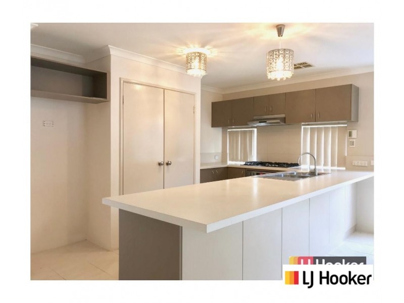 18 Wishard Circuit, Aveley WA 6069