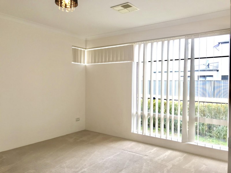 18 Wishard Circuit, Aveley WA 6069