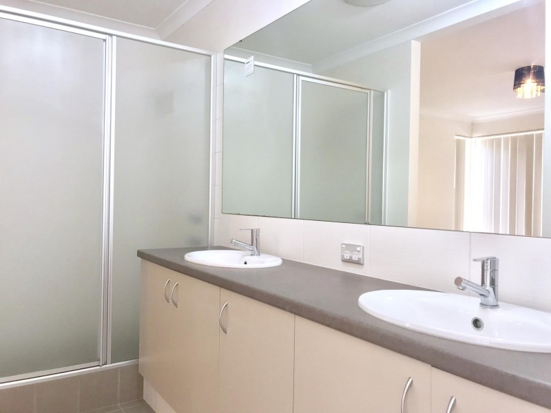 18 Wishard Circuit, Aveley WA 6069