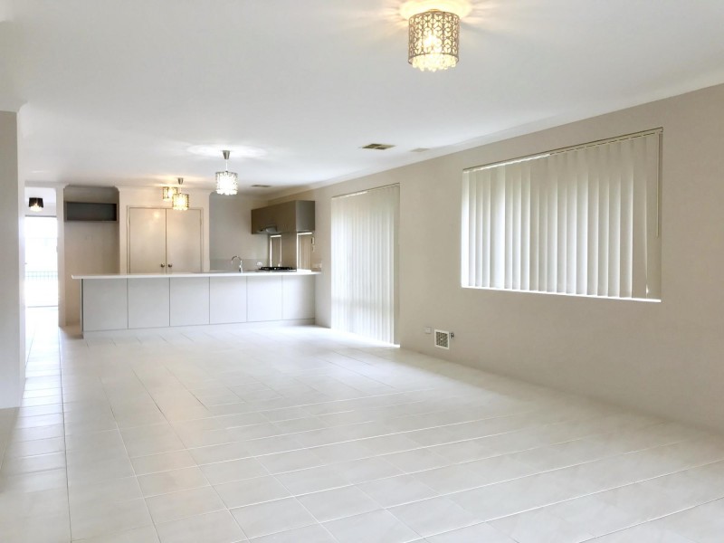 18 Wishard Circuit, Aveley WA 6069