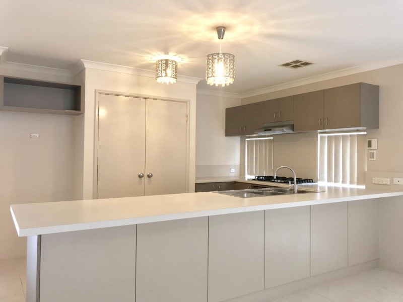 18 Wishard Circuit, Aveley WA 6069