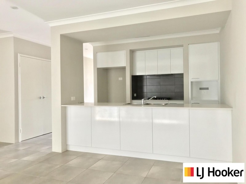 328 Egerton Drive, Aveley WA 6069