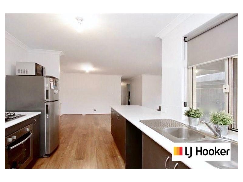 29 Tapioca Drive, Aveley WA 6069