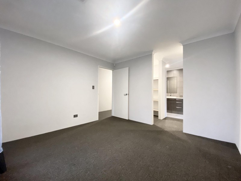 21 Powdermill Grange, Aveley WA 6069