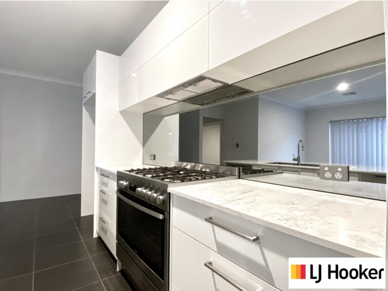 21 Powdermill Grange, Aveley WA 6069