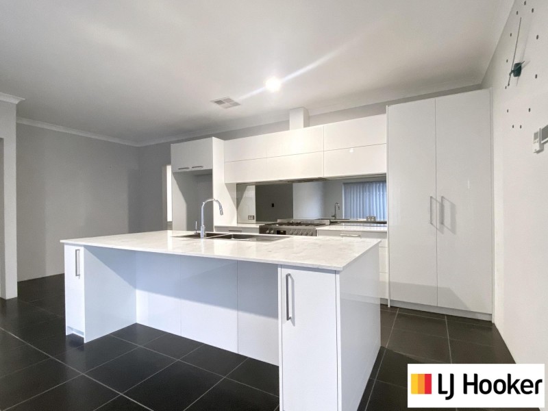 21 Powdermill Grange, Aveley WA 6069