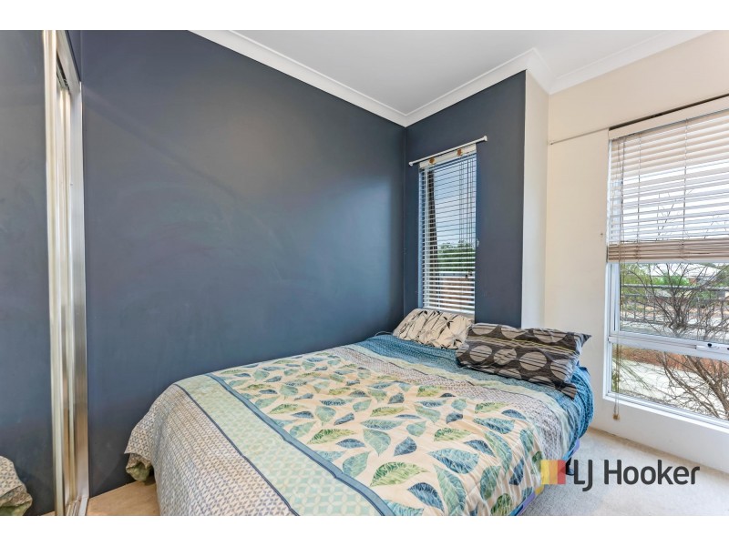 9 Macquarie Bend, Ellenbrook WA 6069