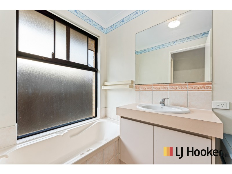 6 Villefort Avenue, Ellenbrook WA 6069