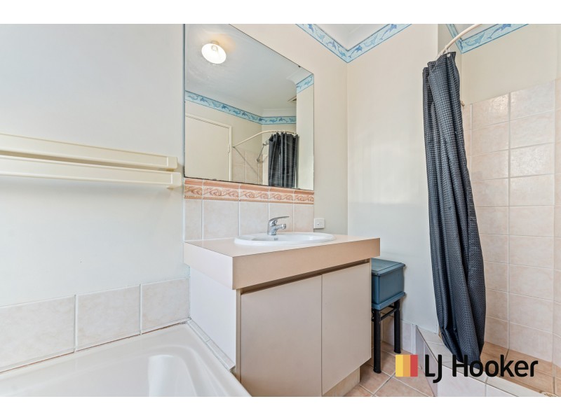 6 Villefort Avenue, Ellenbrook WA 6069