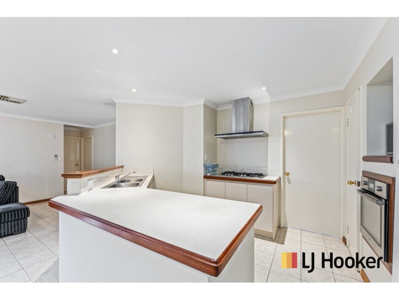 6 Villefort Avenue, Ellenbrook WA 6069