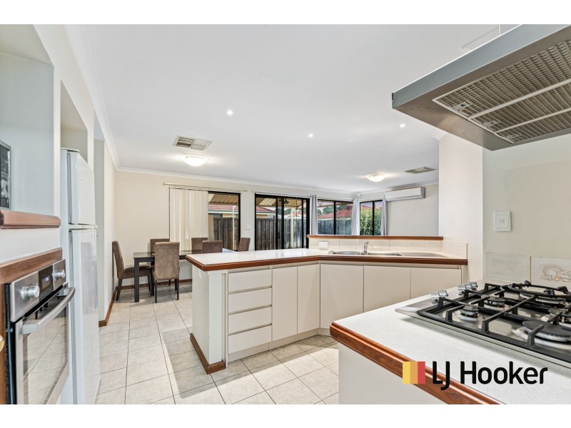 6 Villefort Avenue, Ellenbrook WA 6069