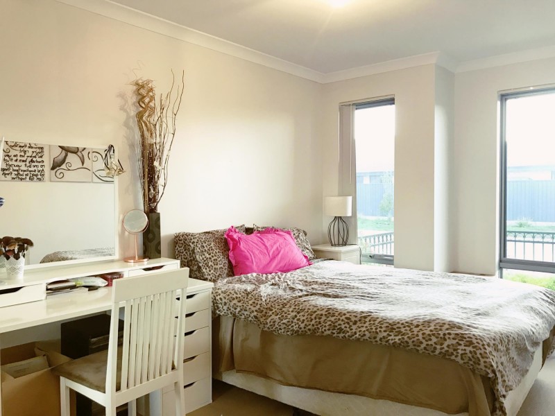 8 Kinlock Way, Aveley WA 6069