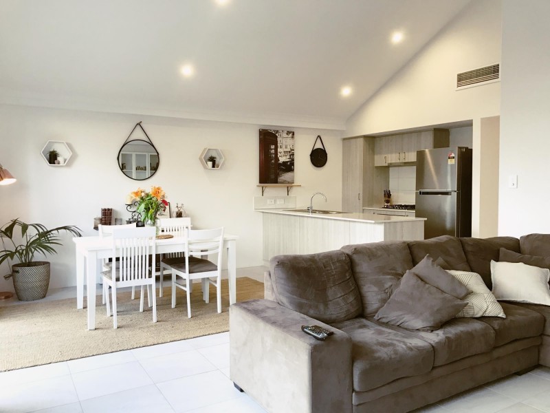 8 Kinlock Way, Aveley WA 6069