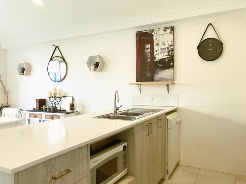 8 Kinlock Way, Aveley WA 6069