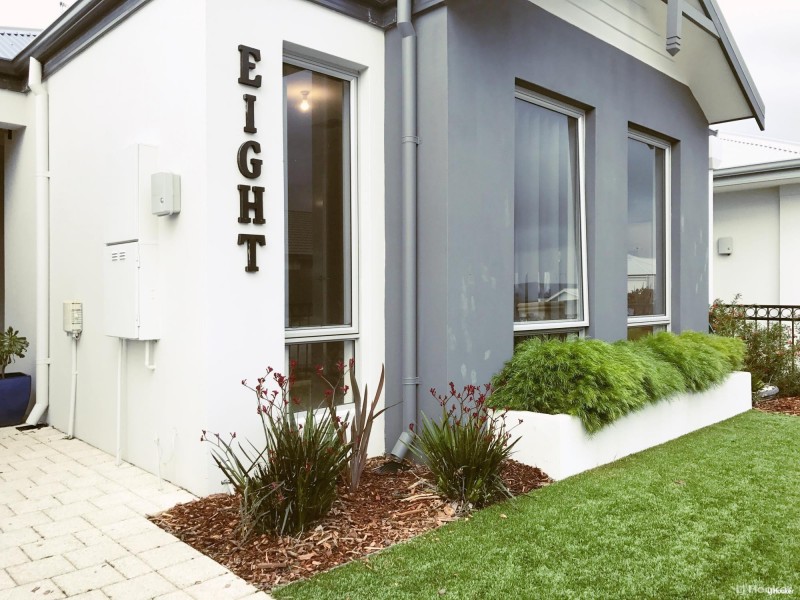 8 Kinlock Way, Aveley WA 6069