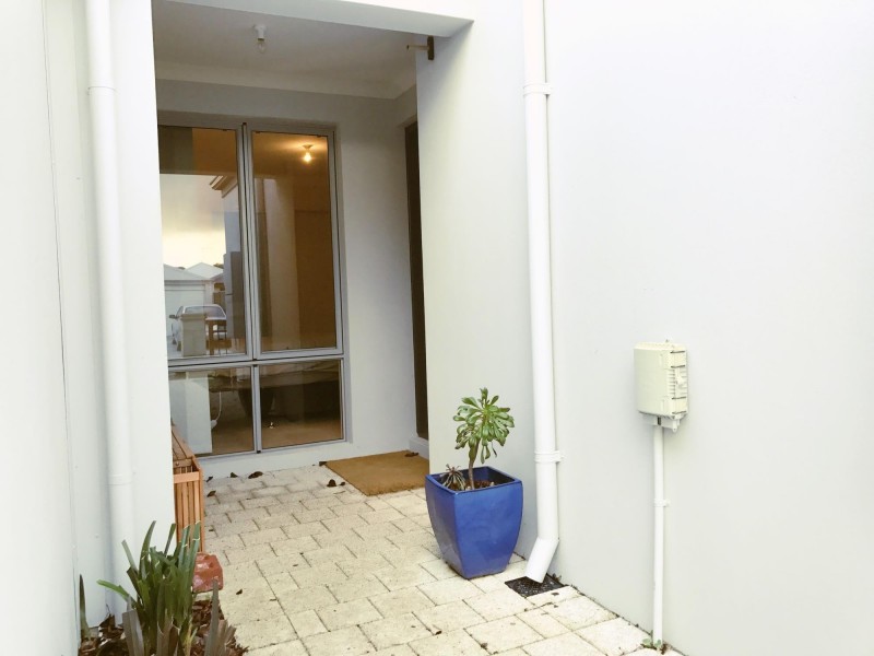 8 Kinlock Way, Aveley WA 6069