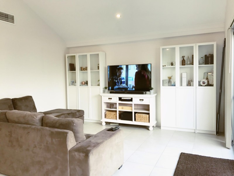 8 Kinlock Way, Aveley WA 6069