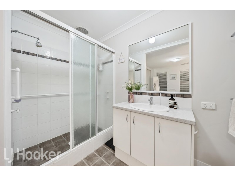 7 Elmina Avenue, Ellenbrook WA 6069