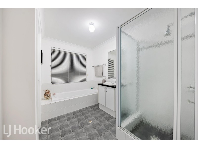 7 Elmina Avenue, Ellenbrook WA 6069