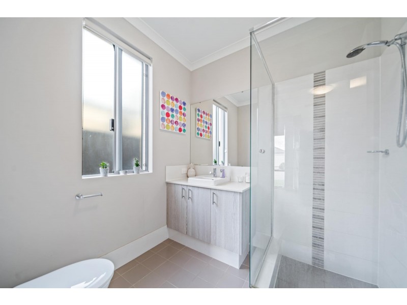 69 Baluran Avenue, Brabham WA 6055