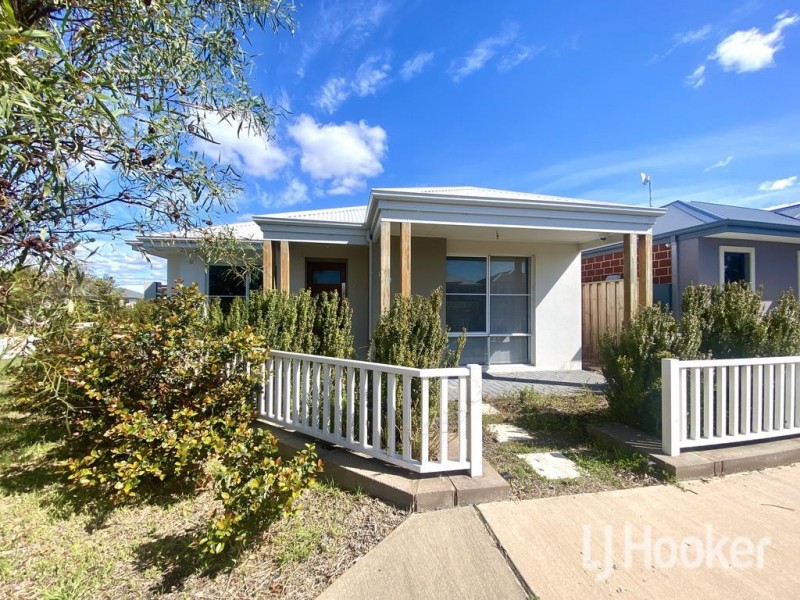 199 Dalmilling Drive, Ellenbrook WA 6069