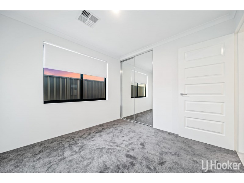 13 Alicante Road, Caversham WA 6055