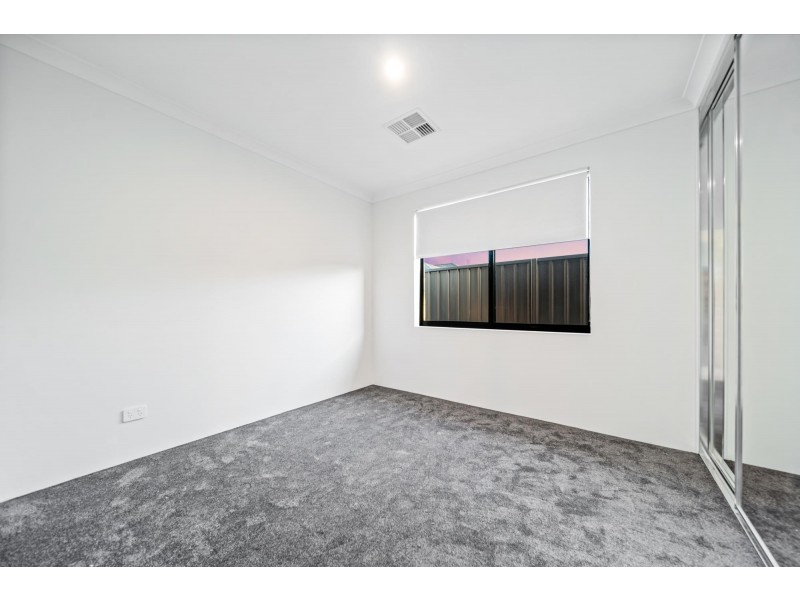 13 Alicante Road, Caversham WA 6055