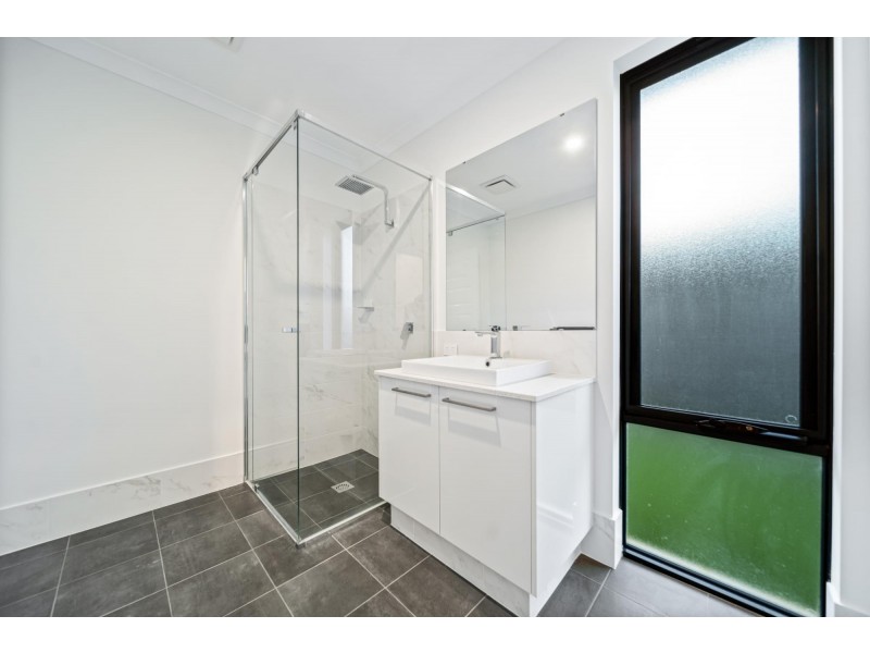 13 Alicante Road, Caversham WA 6055