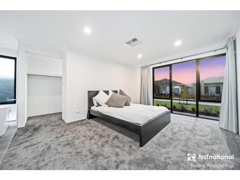 13 Alicante Road, Caversham WA 6055