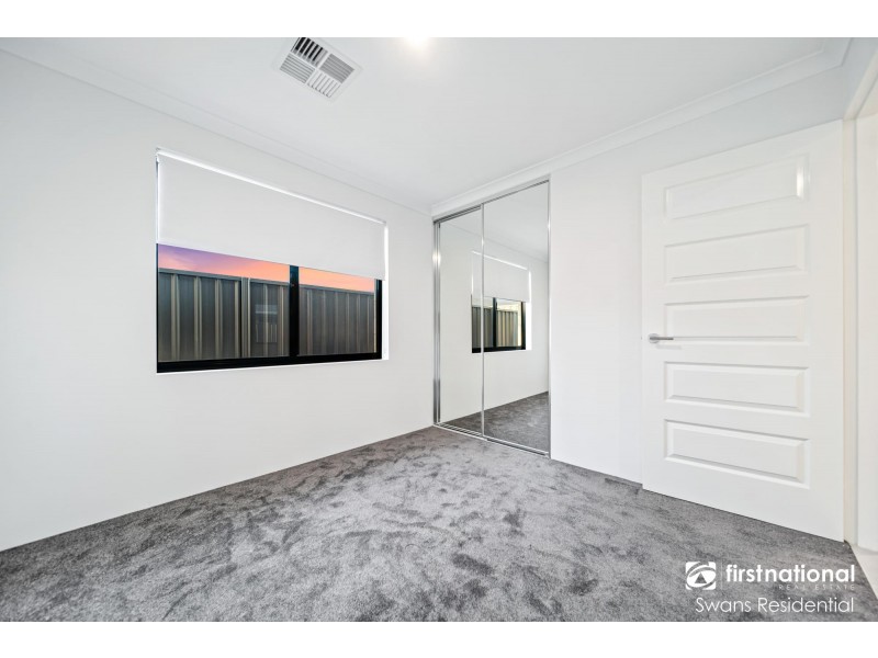 13 Alicante Road, Caversham WA 6055