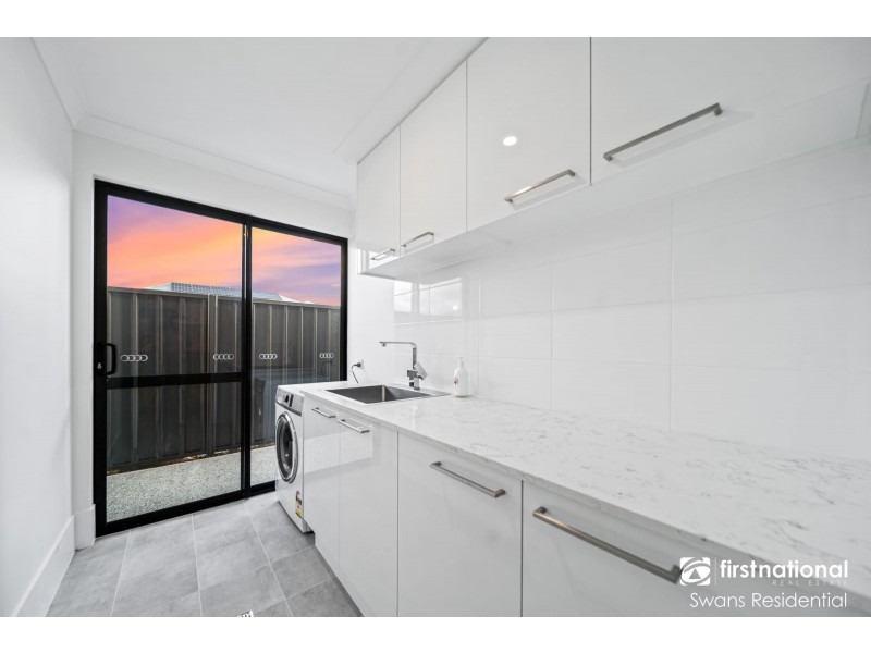 13 Alicante Road, Caversham WA 6055