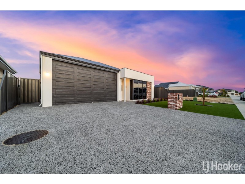 13 Alicante Road, Caversham WA 6055