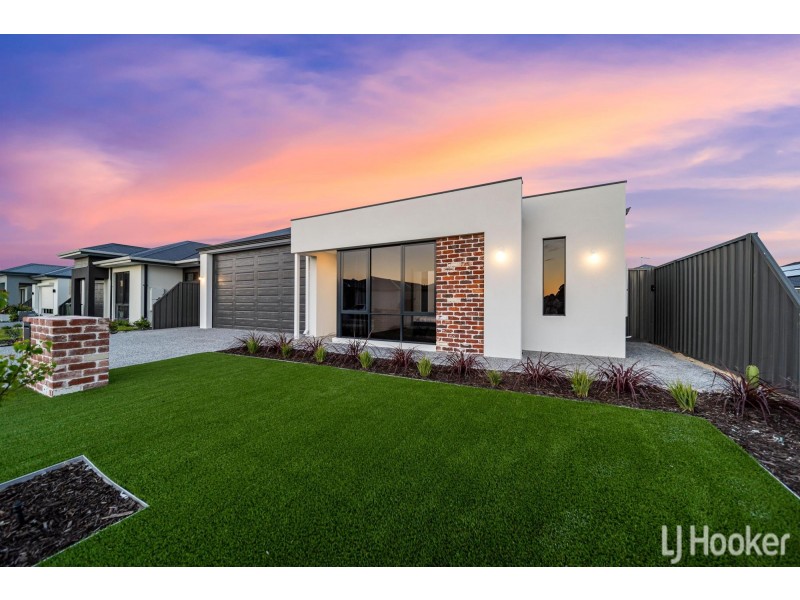 13 Alicante Road, Caversham WA 6055