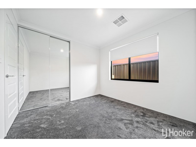 13 Alicante Road, Caversham WA 6055