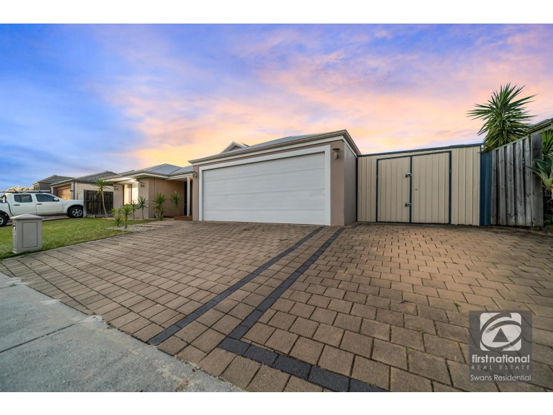 15 Farmaner Parkway, Ellenbrook WA 6069
