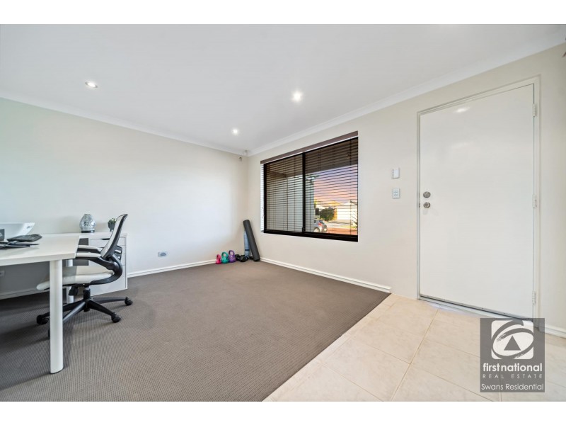 15 Farmaner Parkway, Ellenbrook WA 6069