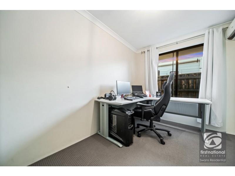 15 Farmaner Parkway, Ellenbrook WA 6069