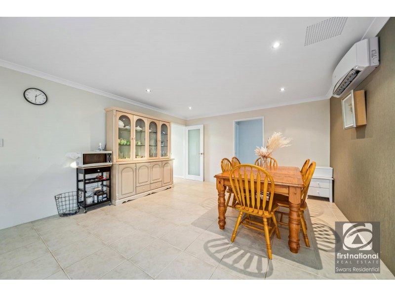 15 Farmaner Parkway, Ellenbrook WA 6069