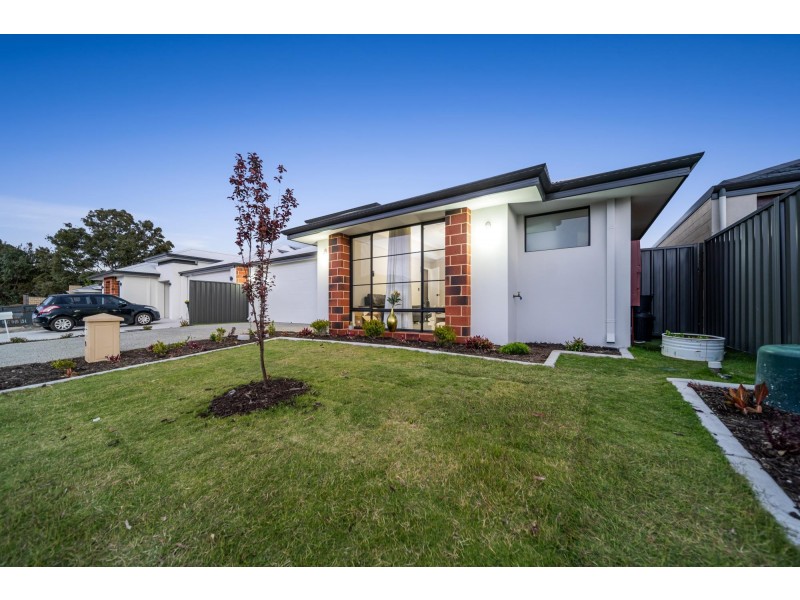 5 Elderberry Drive, Dayton WA 6055