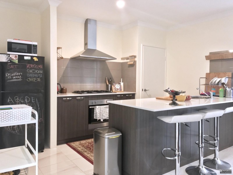 12 Swithland Way, Aveley WA 6069