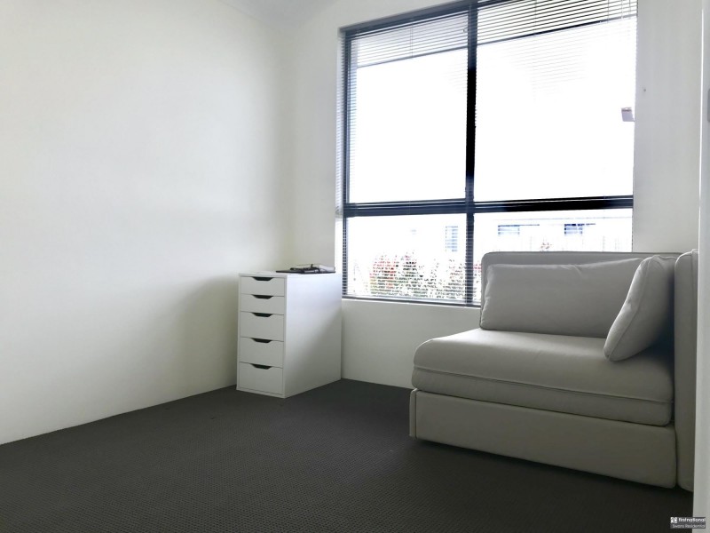 12 Swithland Way, Aveley WA 6069