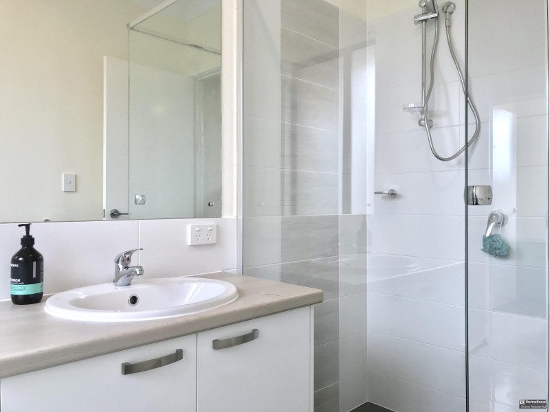 12 Swithland Way, Aveley WA 6069