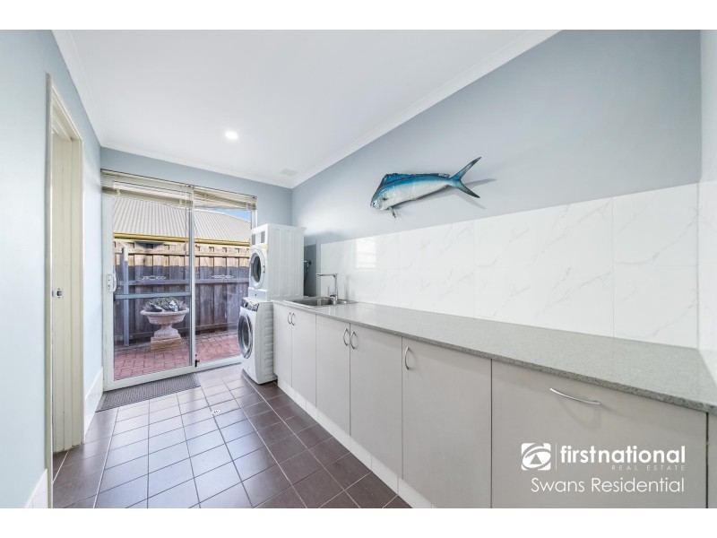 5 Oakhill Heights, Ellenbrook WA 6069
