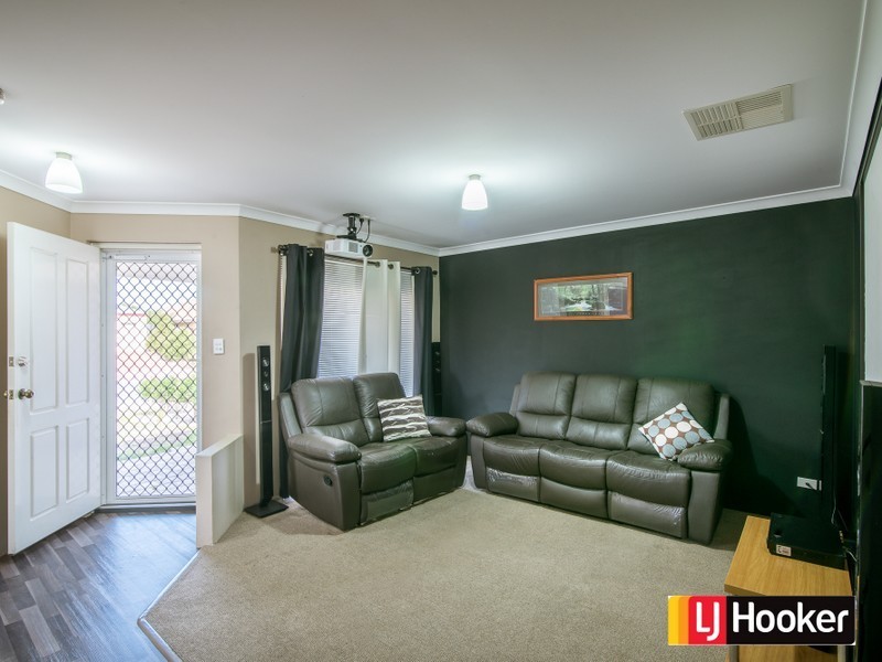 11 Bourne Terrace, Ellenbrook WA 6069
