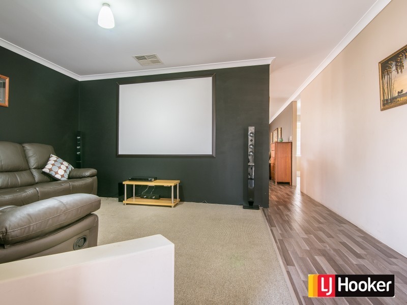 11 Bourne Terrace, Ellenbrook WA 6069
