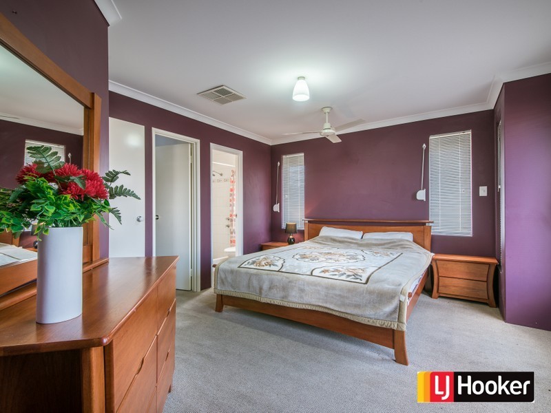 11 Bourne Terrace, Ellenbrook WA 6069