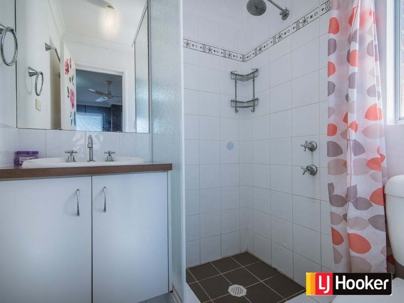 11 Bourne Terrace, Ellenbrook WA 6069