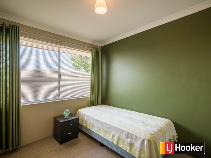11 Bourne Terrace, Ellenbrook WA 6069