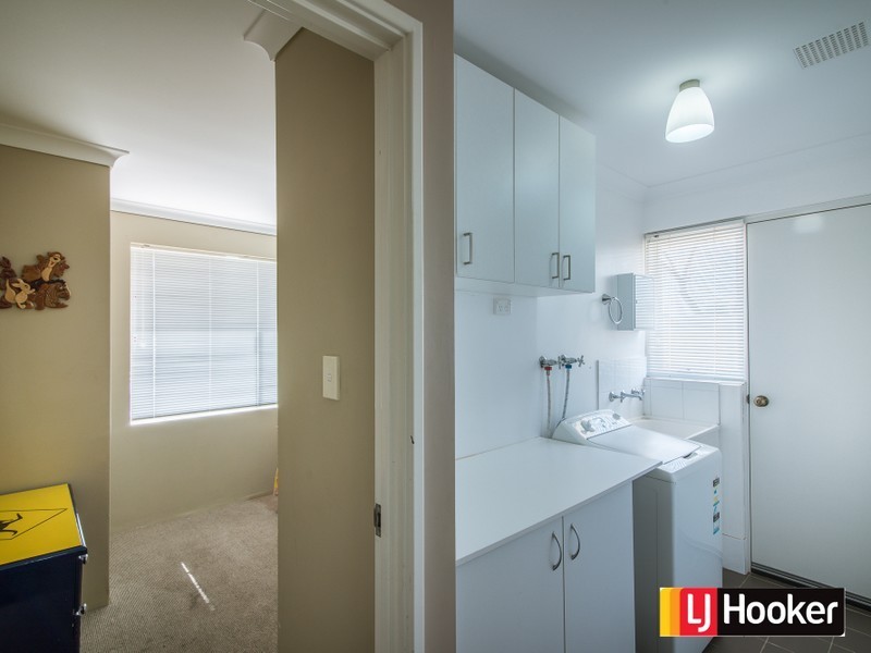 11 Bourne Terrace, Ellenbrook WA 6069